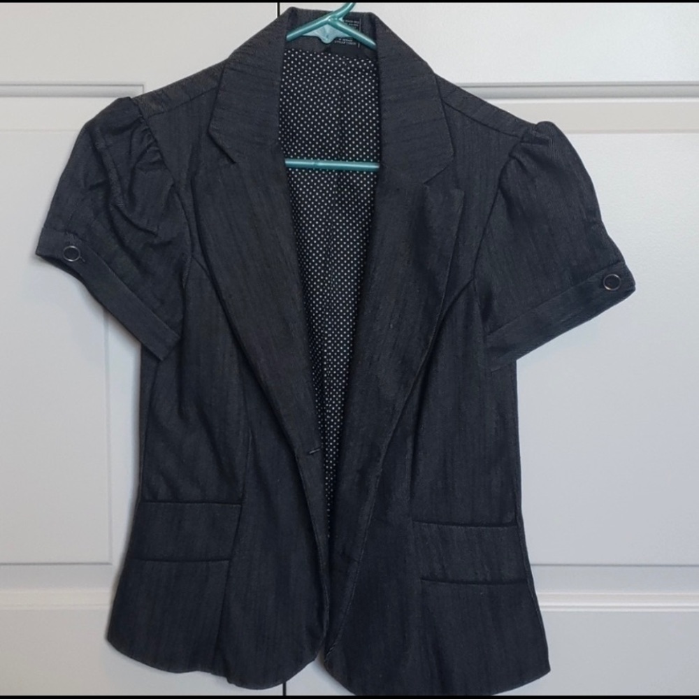 Maurices short sleeve blazer polka dot lining sz M